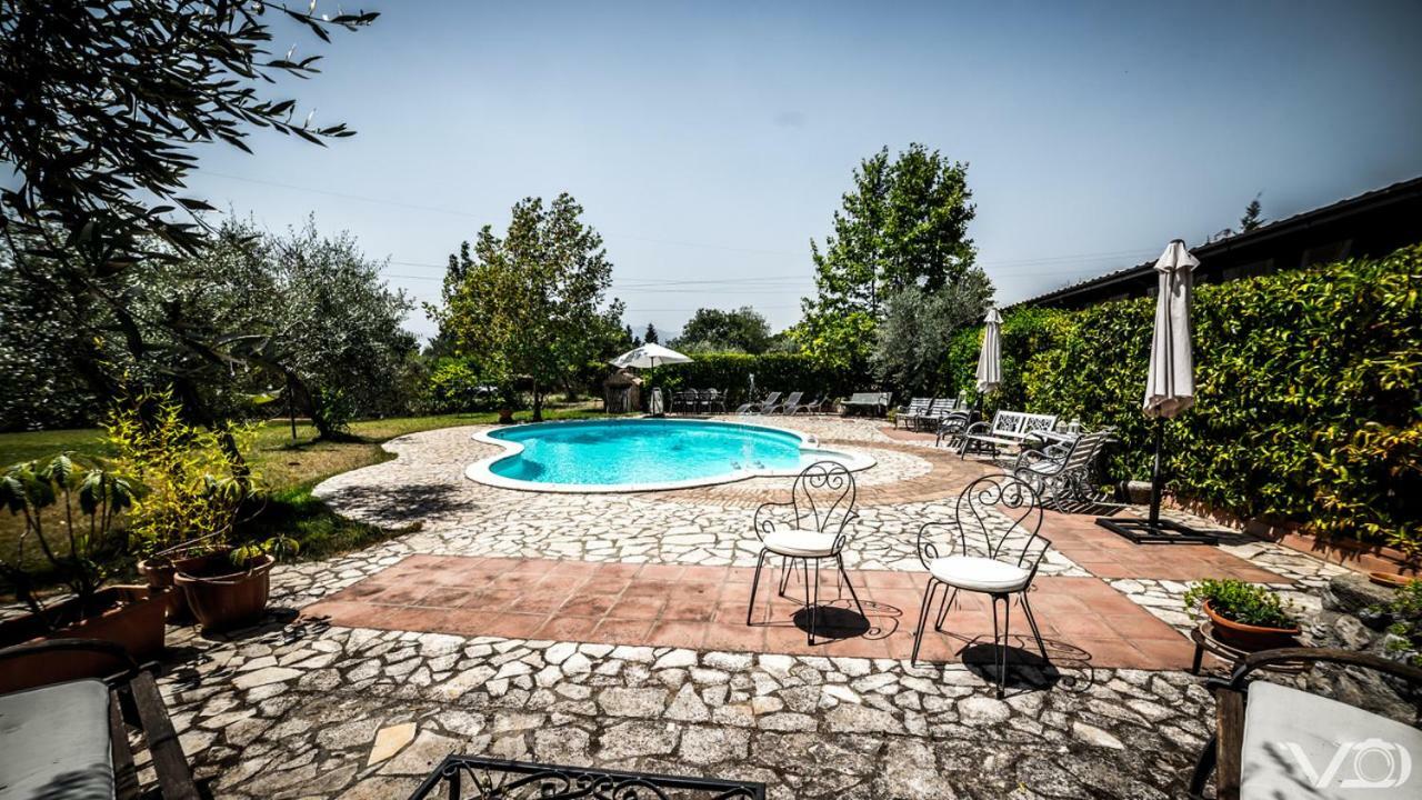 Podere Di Vignantica Villa กาสโตรวิลลารี ภายนอก รูปภาพ