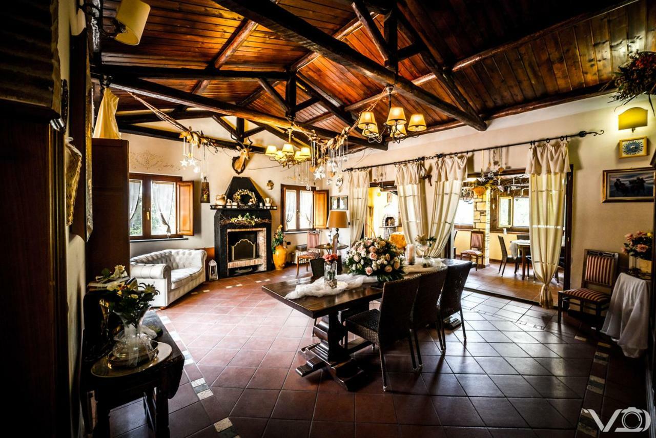 Podere Di Vignantica Villa กาสโตรวิลลารี ภายนอก รูปภาพ